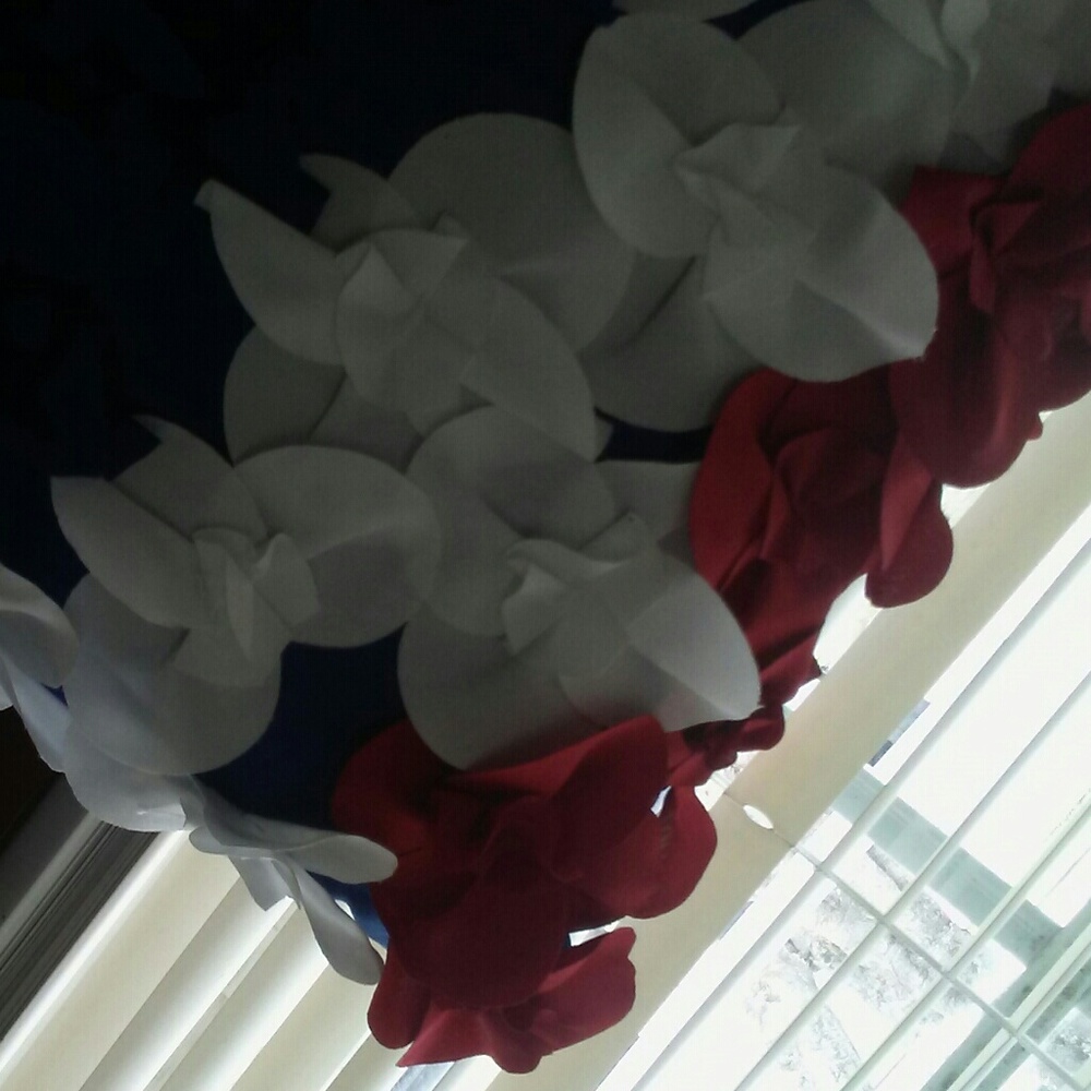 Pillow - Picture 2 of 2